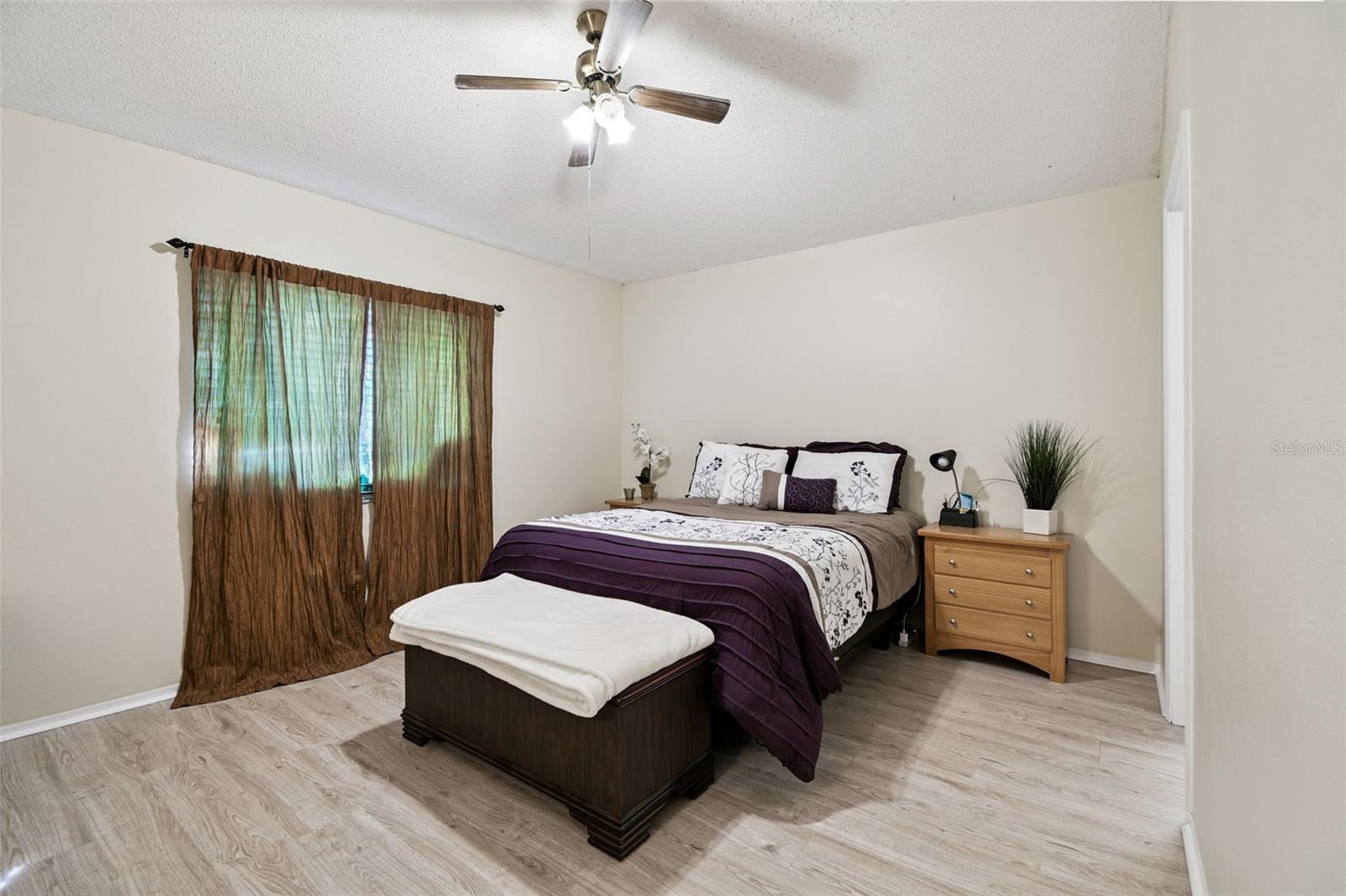 HEATHER LAKES UNIT XXI PH B - Residential