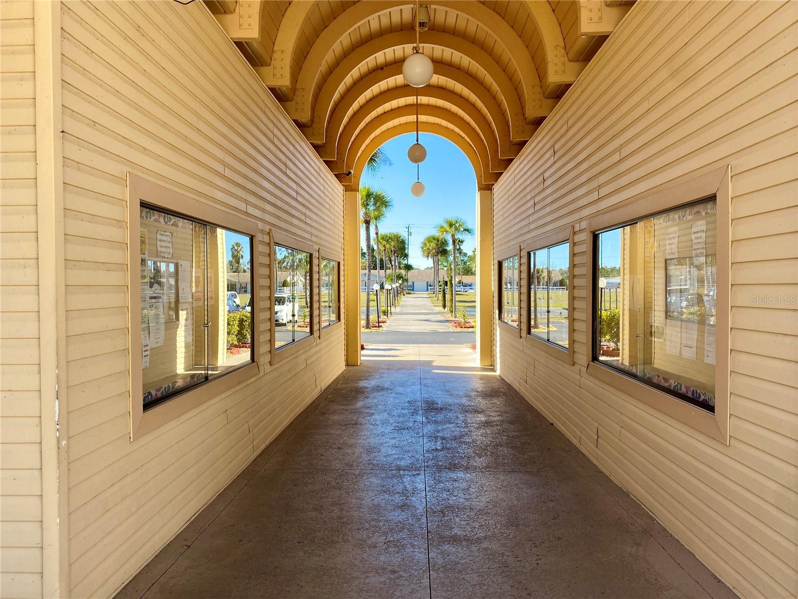 LAKESHORE CLUB - Residential