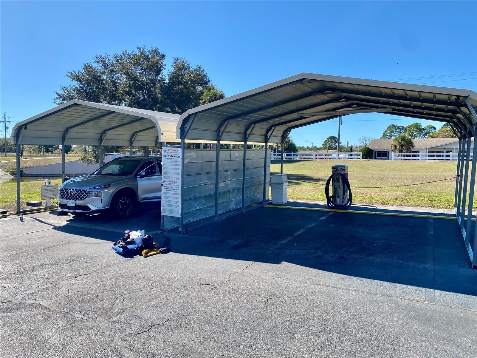 LAKESHORE CLUB - Residential