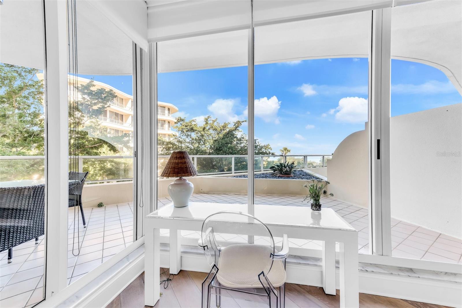 GRAND BAY 6 - Residential