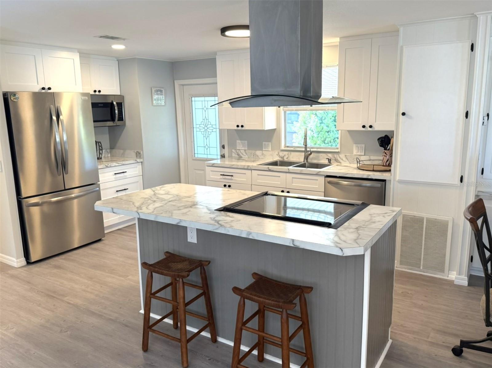 HARBOR ISLES II - Residential