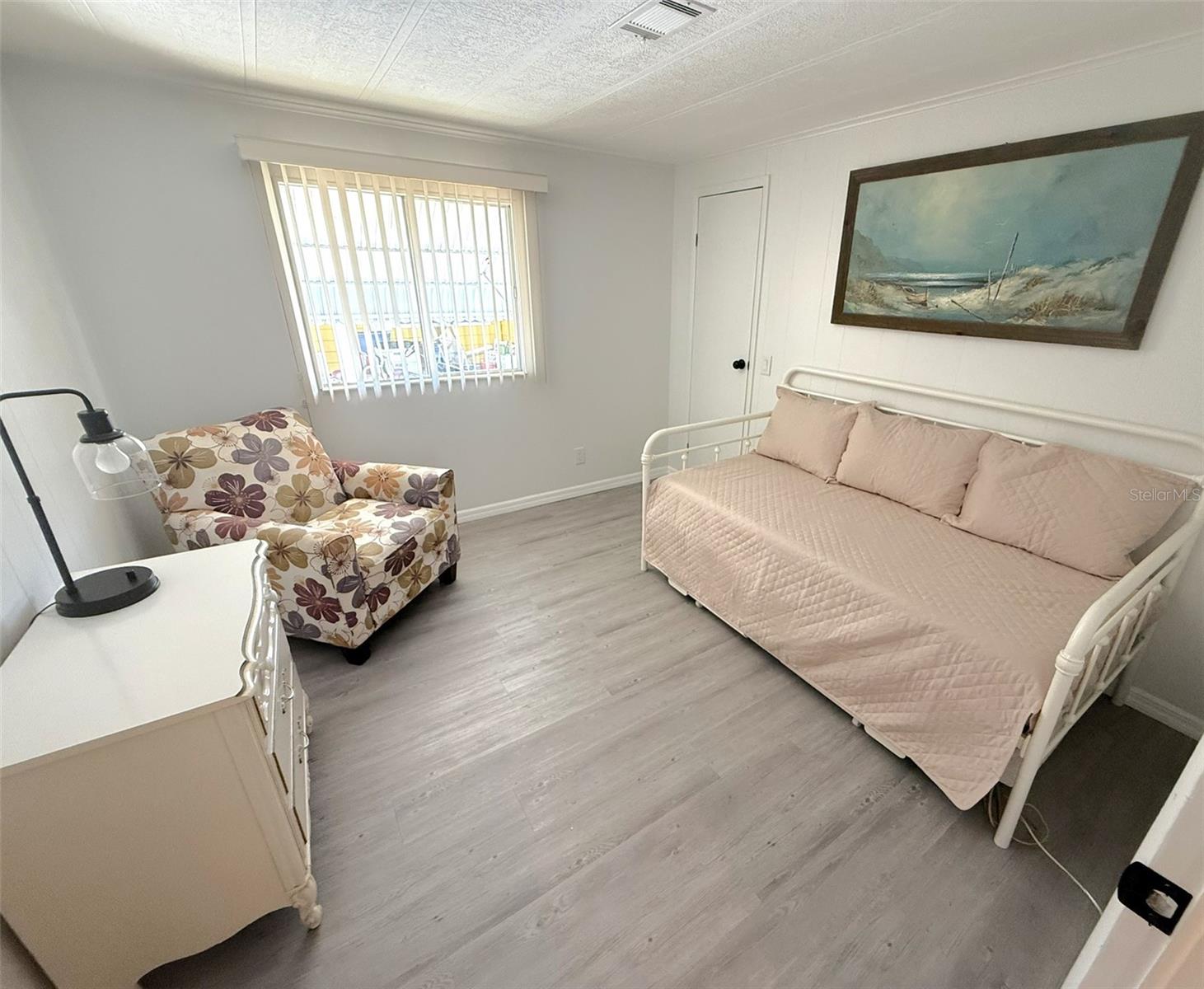 HARBOR ISLES II - Residential