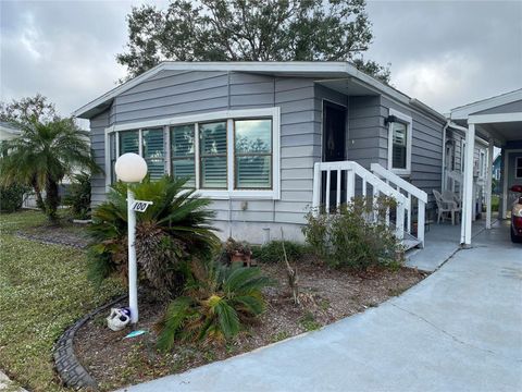 A home in ELLENTON