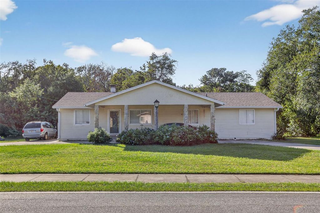 Photo of 1508 Balmy Beach Drive, Apopka, FL 32703 (MLS # O6356375)