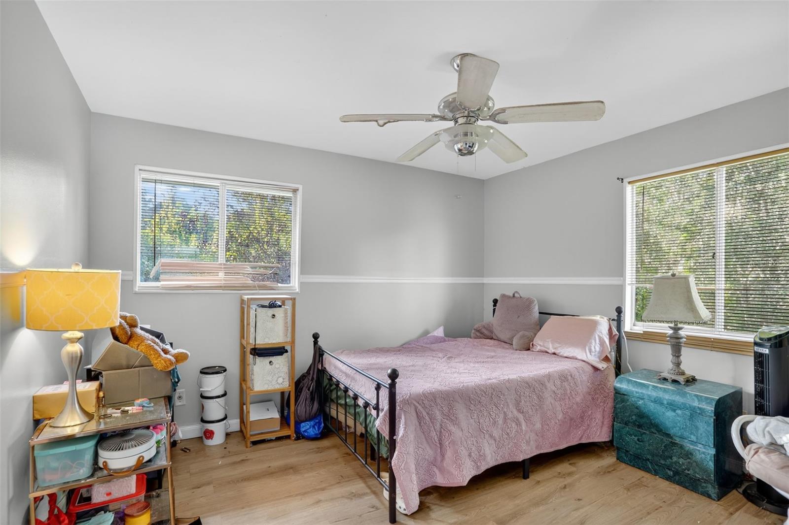 PARADISE POINT 3RD SEC REP OF BLK E - Residential