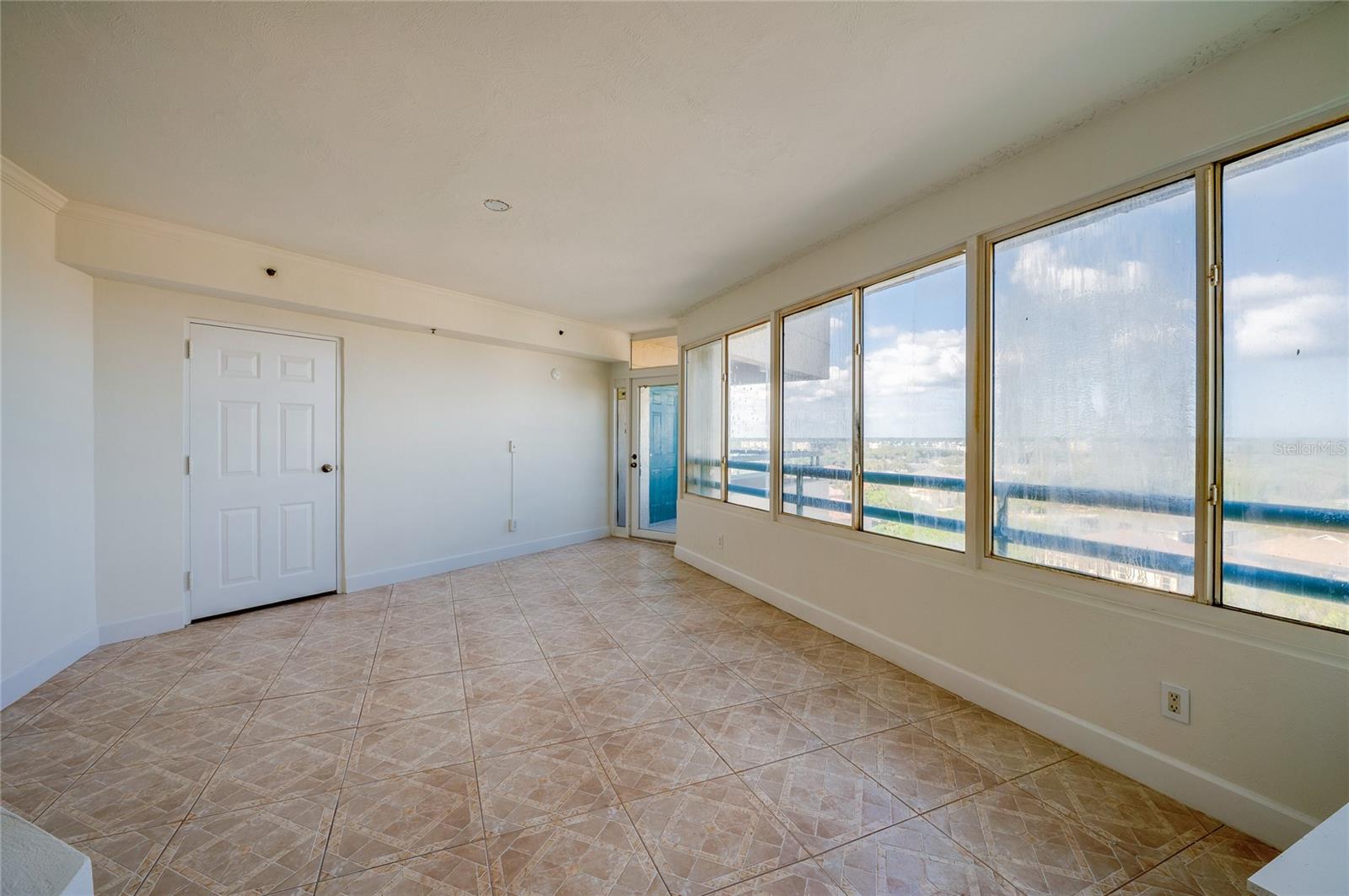4535 S ATLANTIC AVENUE 2701