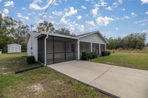 30 MAPLE COURSE OCKLAWAHA FL 32179