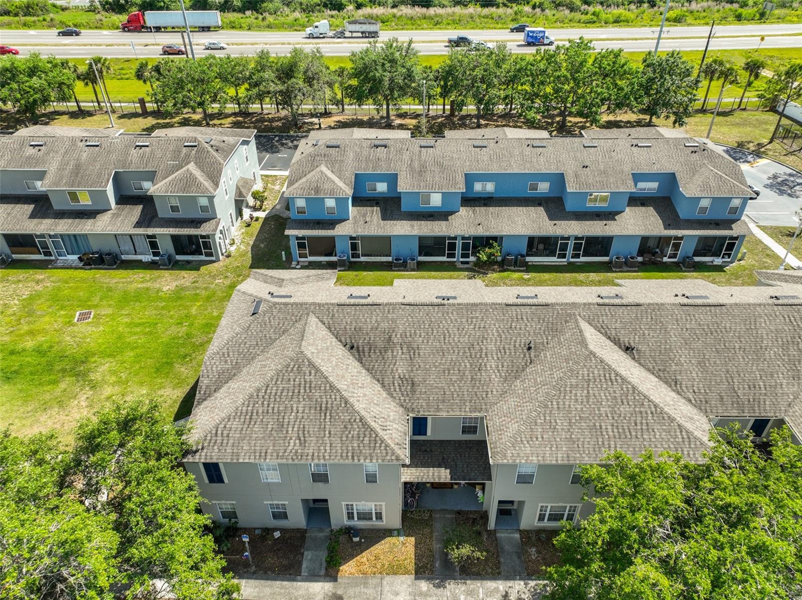 KINGS LAKE TWNHMS - Residential Lease