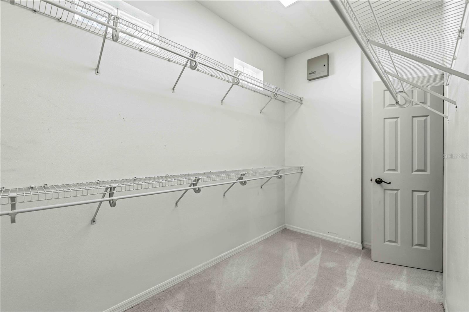 BARTON FARMS, LAUREL LAKES - Residential