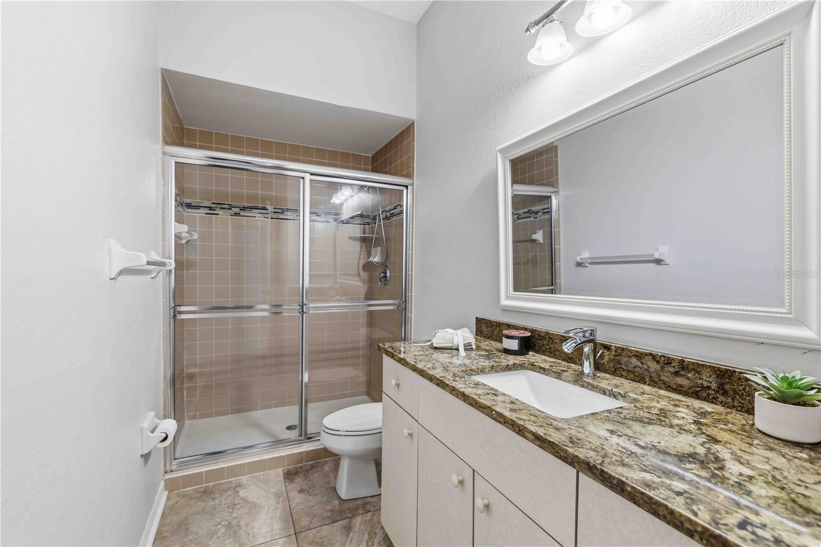 BARTON FARMS, LAUREL LAKES - Residential