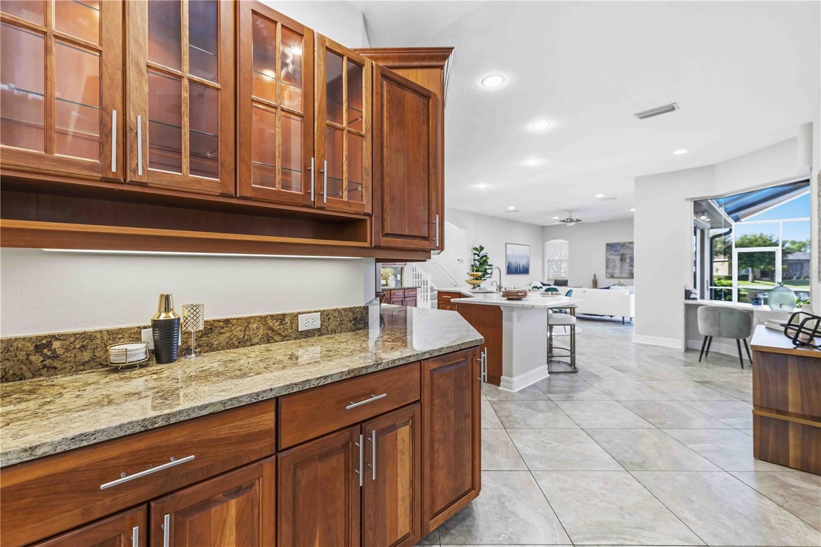 BARTON FARMS, LAUREL LAKES - Residential