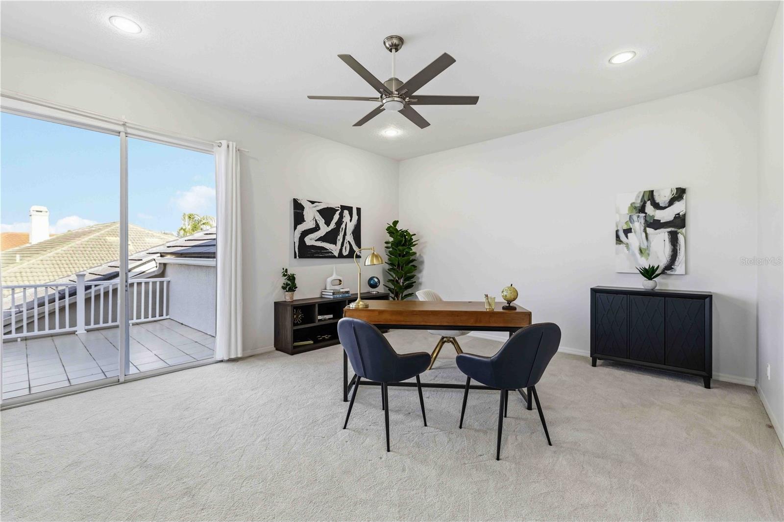 BARTON FARMS, LAUREL LAKES - Residential