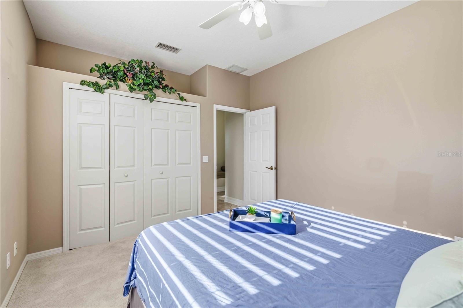 BARTON FARMS, LAUREL LAKES - Residential