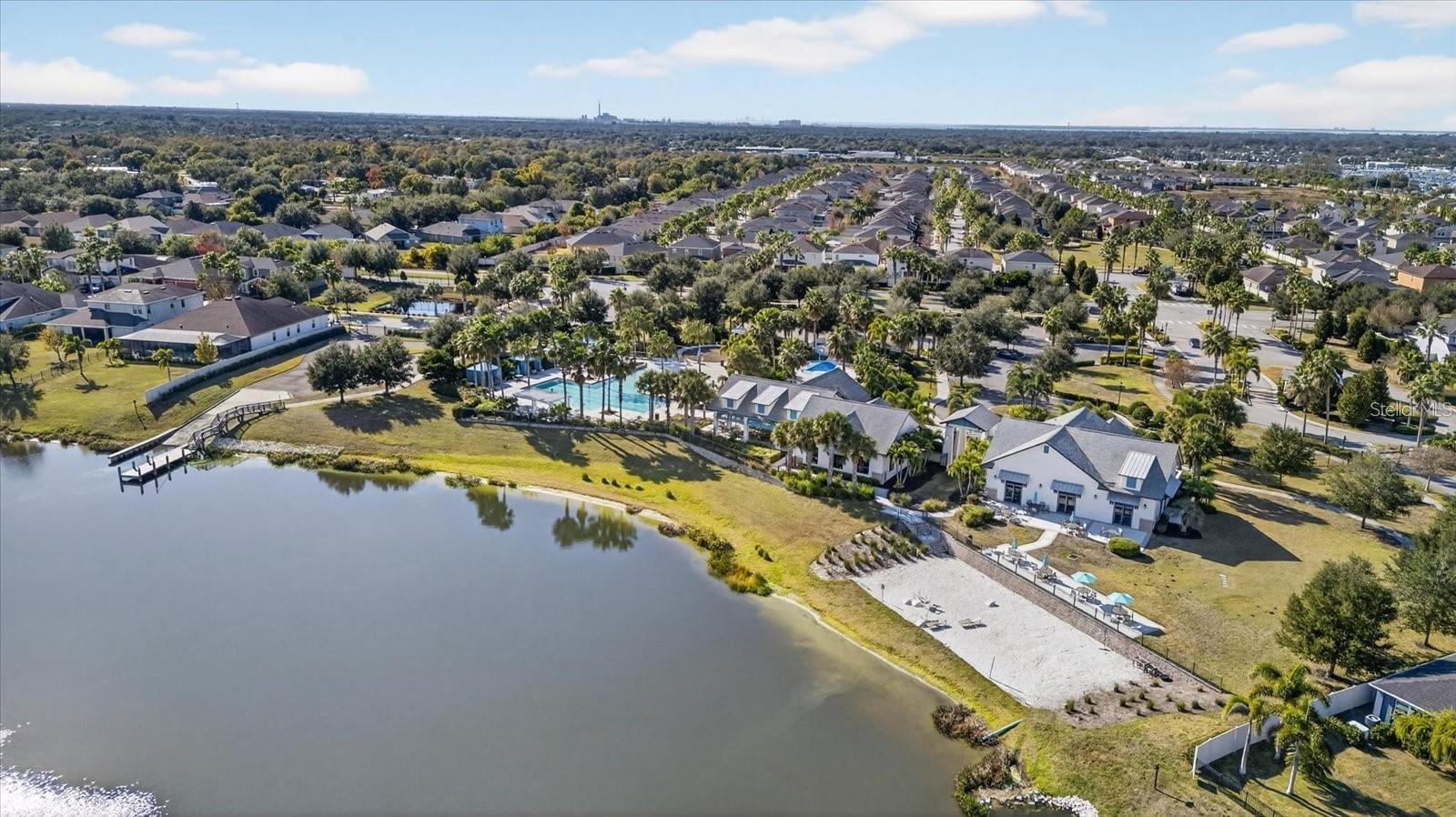 LUCAYA LAKE CLUB TWNHMS PH 2B - Residential