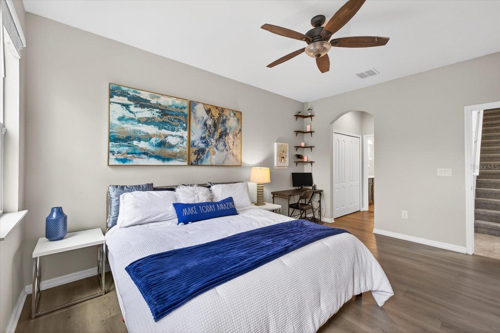 LUCAYA LAKE CLUB TWNHMS PH 2B - Residential