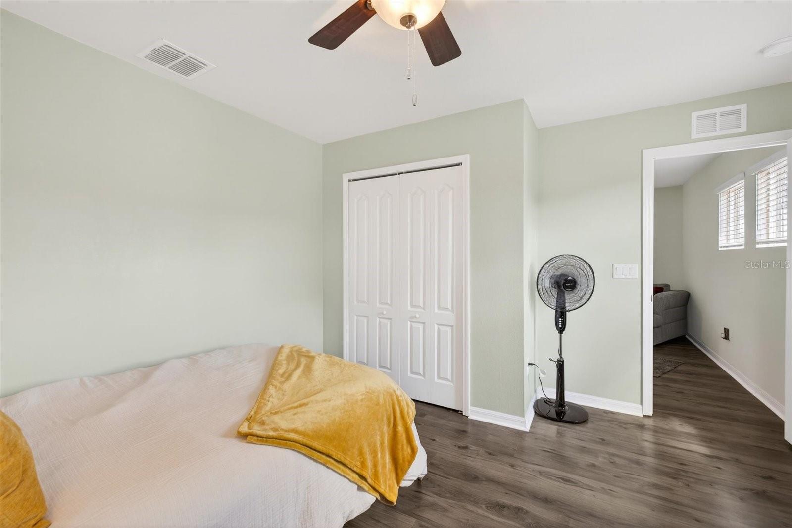 LUCAYA LAKE CLUB TWNHMS PH 2B - Residential