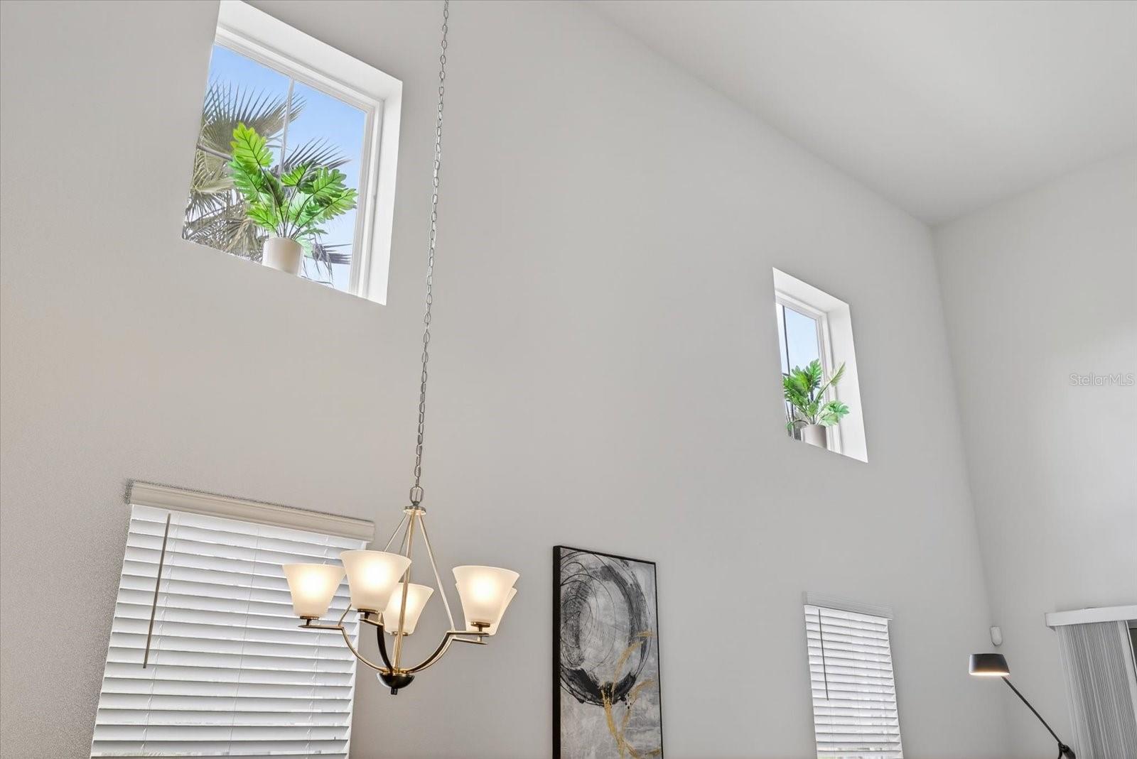 LUCAYA LAKE CLUB TWNHMS PH 2B - Residential