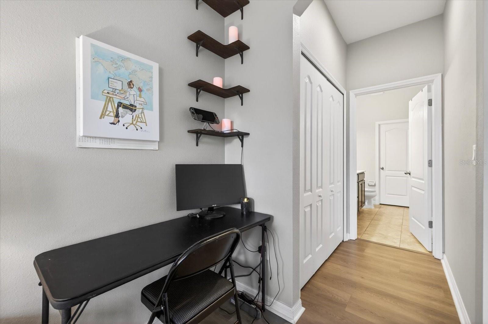 LUCAYA LAKE CLUB TWNHMS PH 2B - Residential