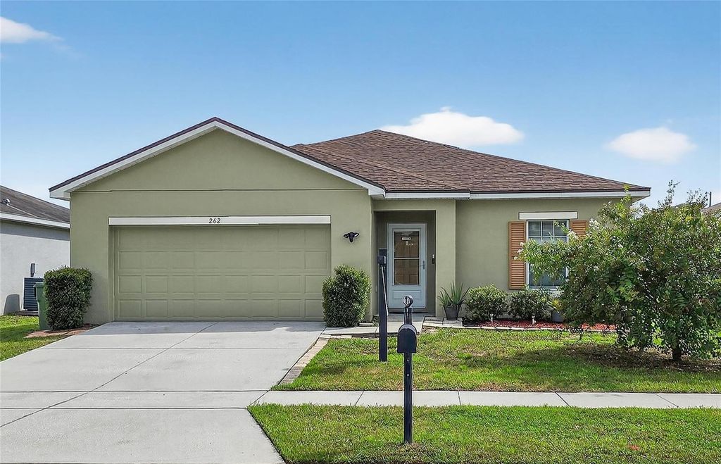 Photo of 262 Oleander Street, Winter Haven, FL 33881 (MLS # TB8479025)
