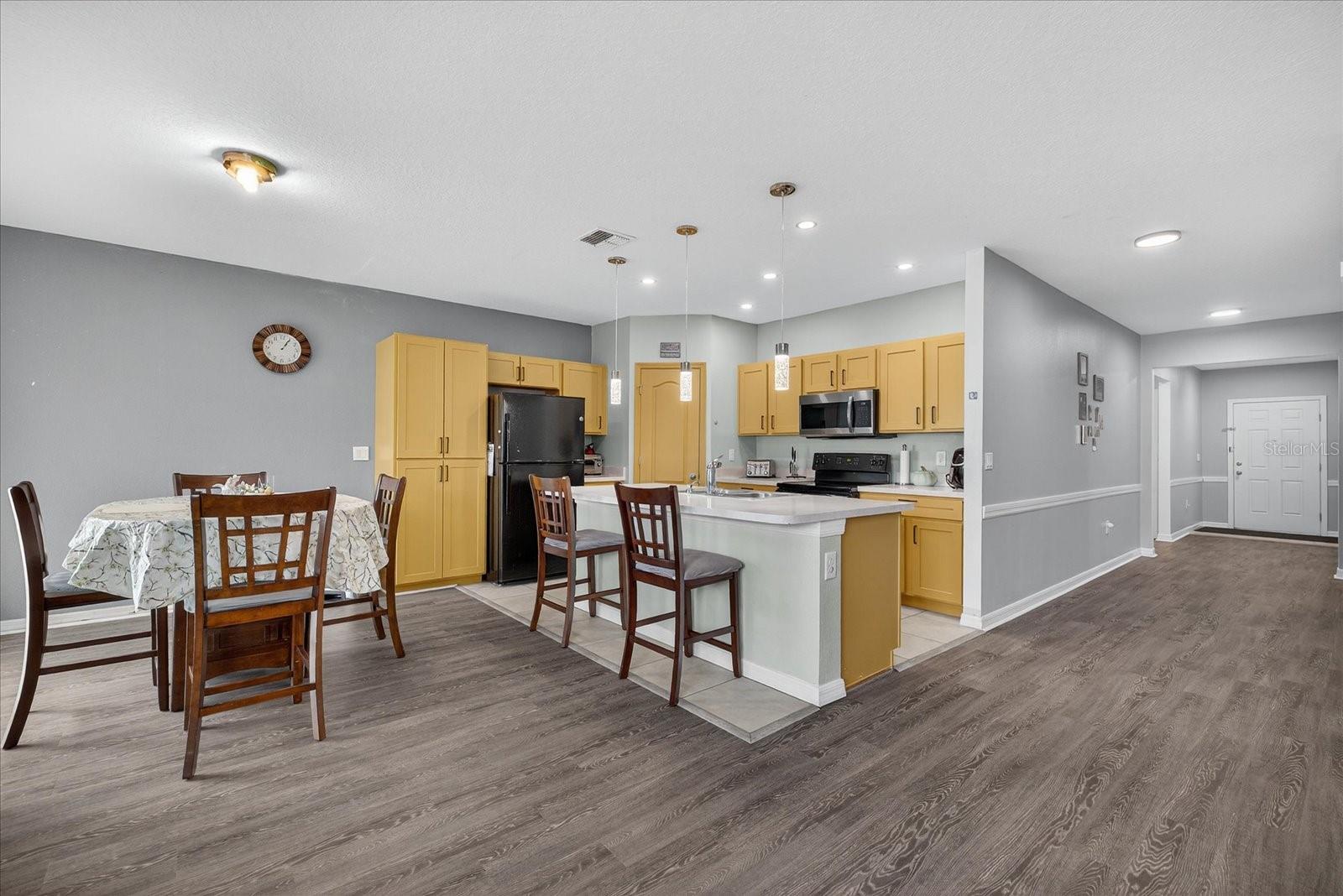 LAKES/LUCERNE PARK PH 3 - Residential