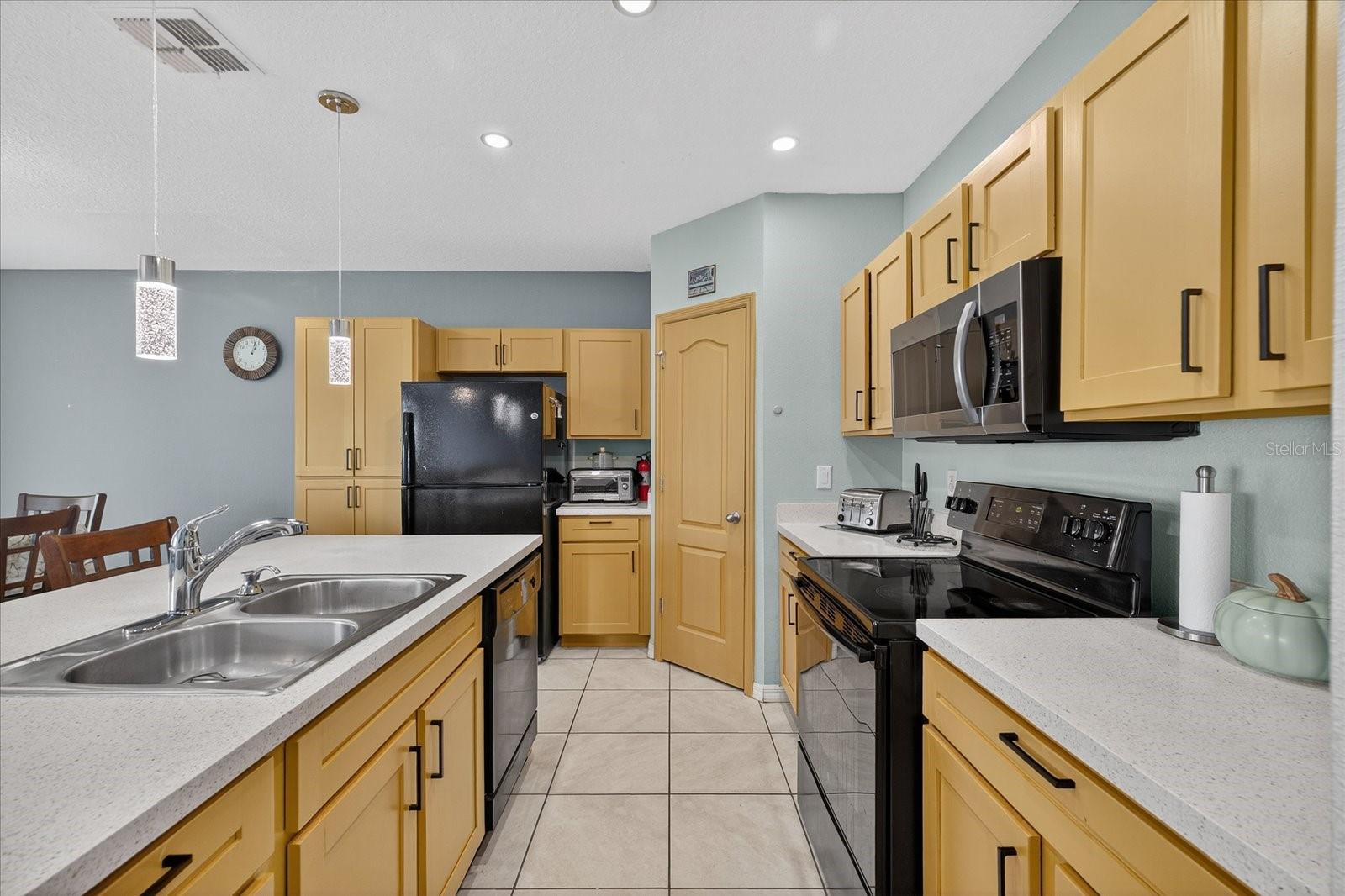 LAKES/LUCERNE PARK PH 3 - Residential