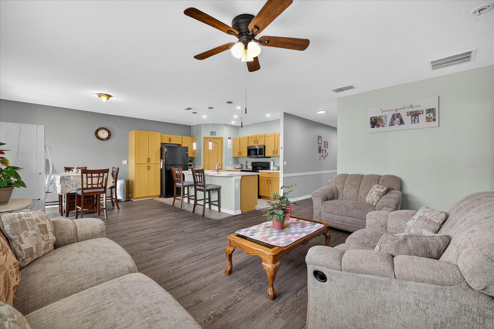 LAKES/LUCERNE PARK PH 3 - Residential