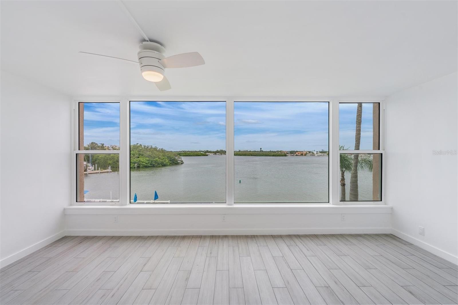 1847 SHORE DRIVE S 301