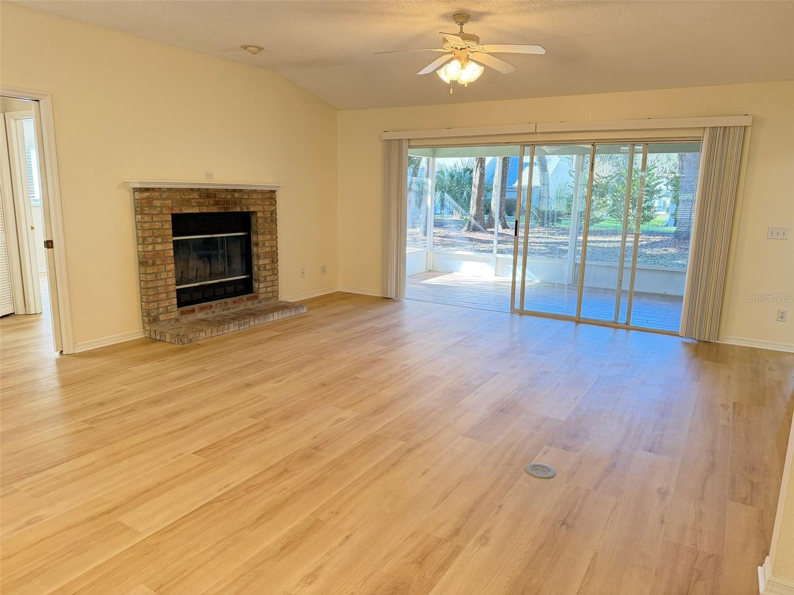 19181 SW 90TH LANE ROAD