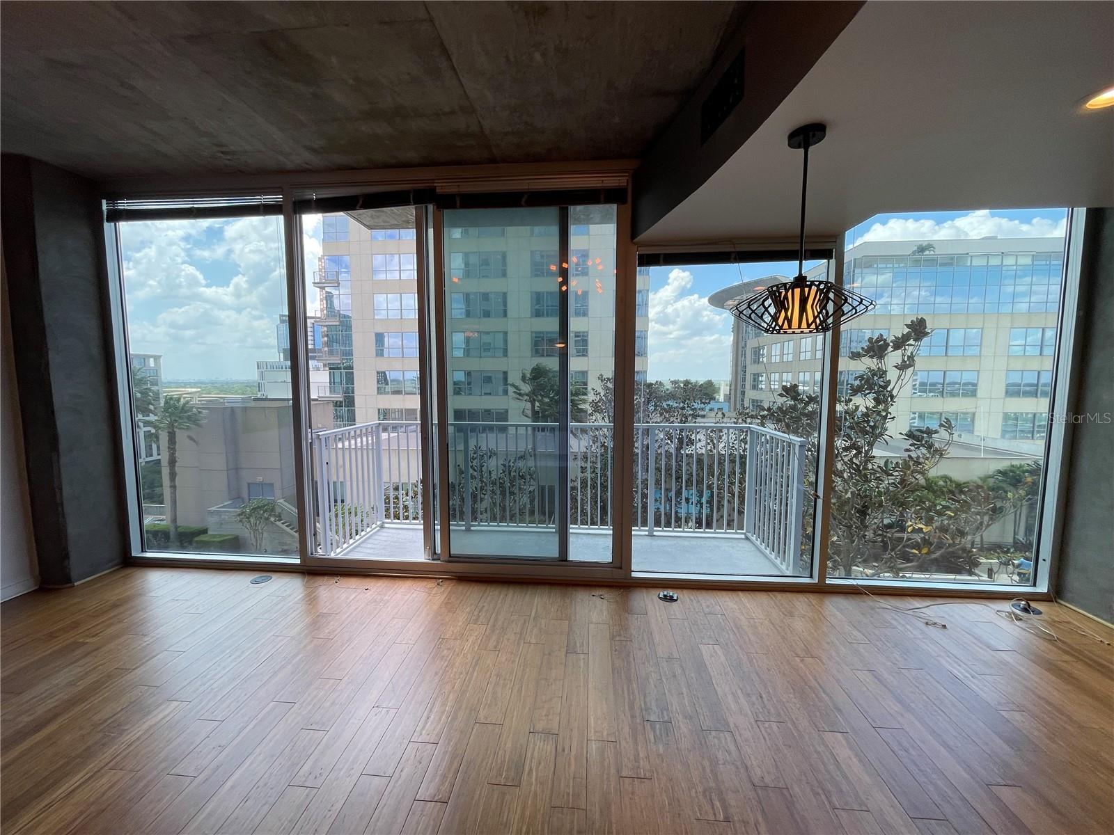 155 S COURT AVE 1308