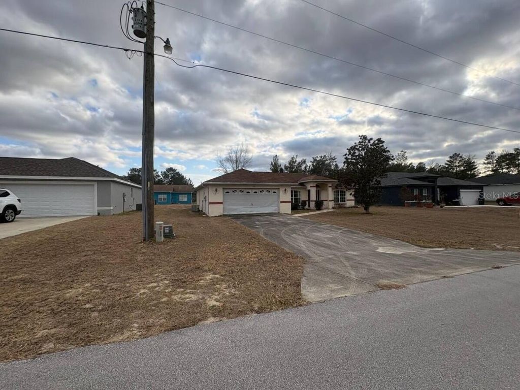 Photo of 1794 SW 161st Place, Ocala, FL 34473 (MLS # O6397707)