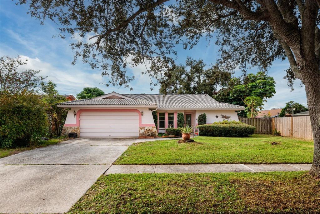 Photo of 12256 94th Avenue, Seminole, FL 33772 (MLS # TB8430841)