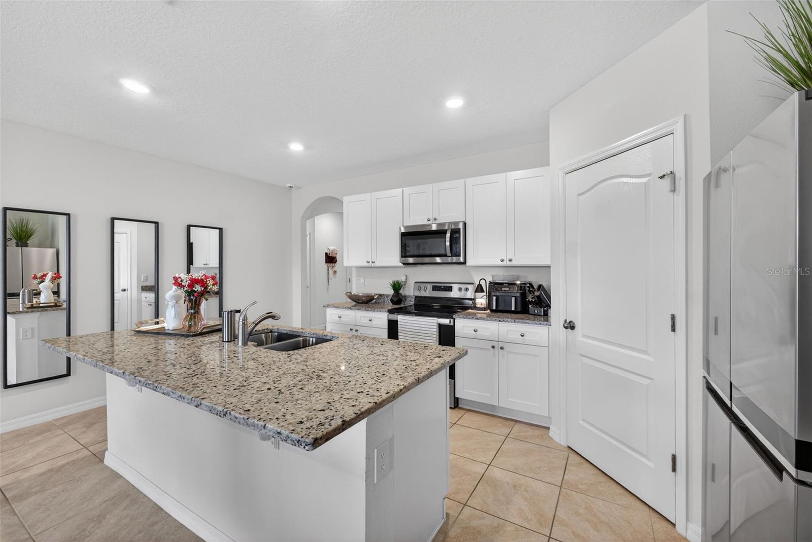 RIVERSTONE PH 5 & 6 - Residential