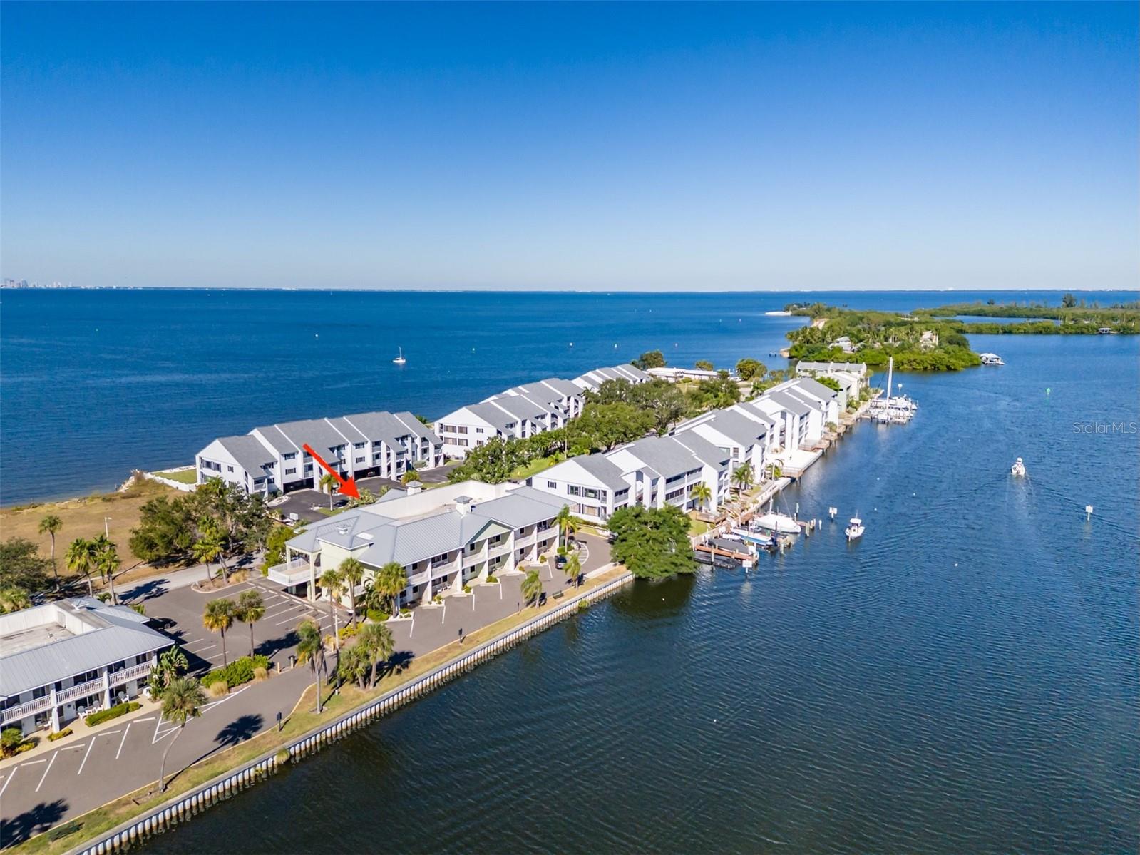 ISLAND RESORT AT MARINERS CLUB - Residential