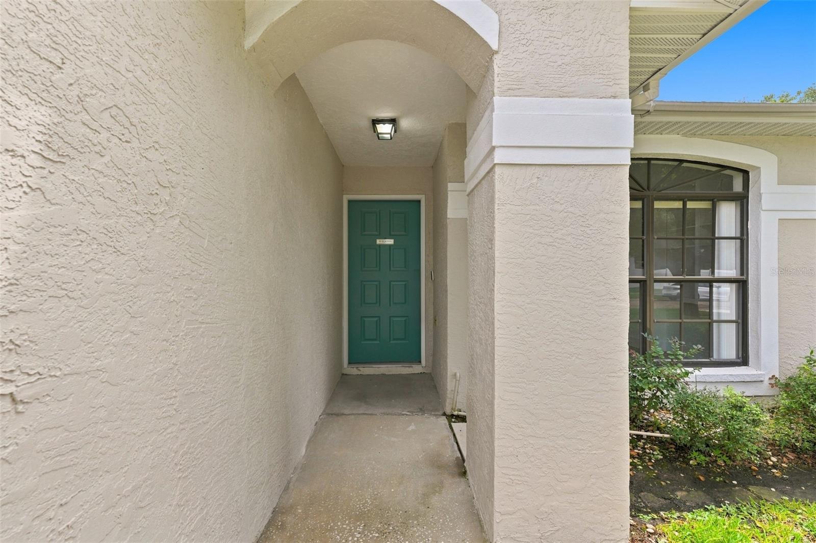 1307 FLAXWOOD AVENUE