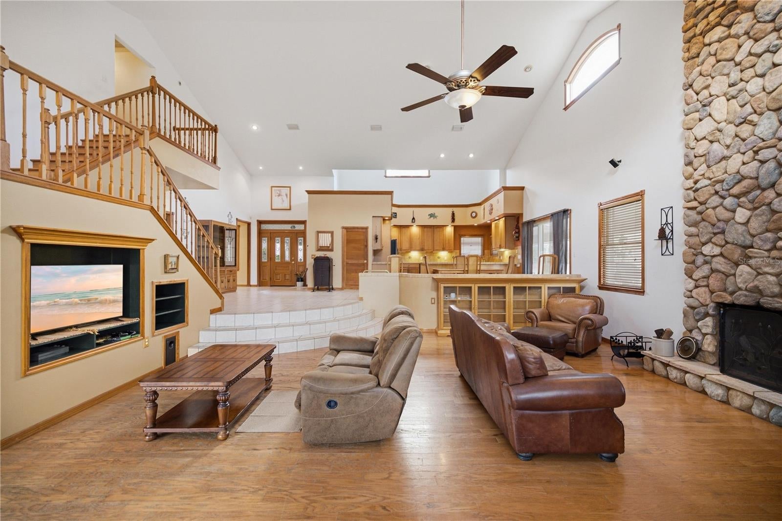 4559 W DUNKLIN STREET