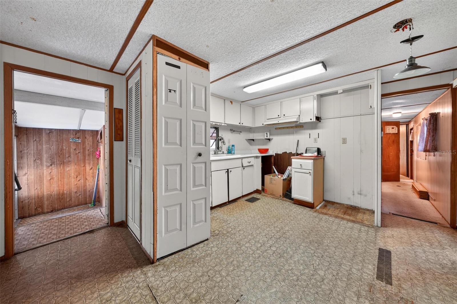 INDIAN HARBOR ESTATES UNIT 01 - Land