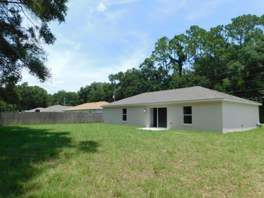 Photo of 14068 SE 47th Avenue, Summerfield, FL 34491 (MLS # OM715374)