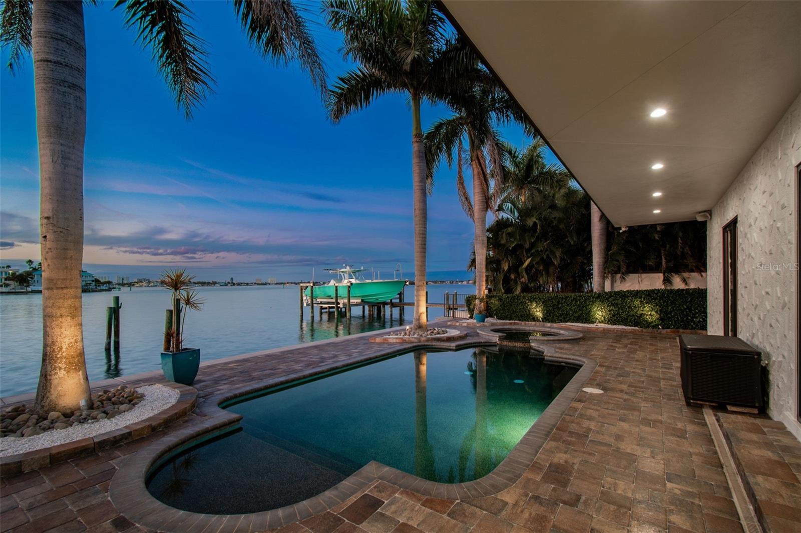 BRIGHTWATER BEACH ESTATES PT REP - Residential