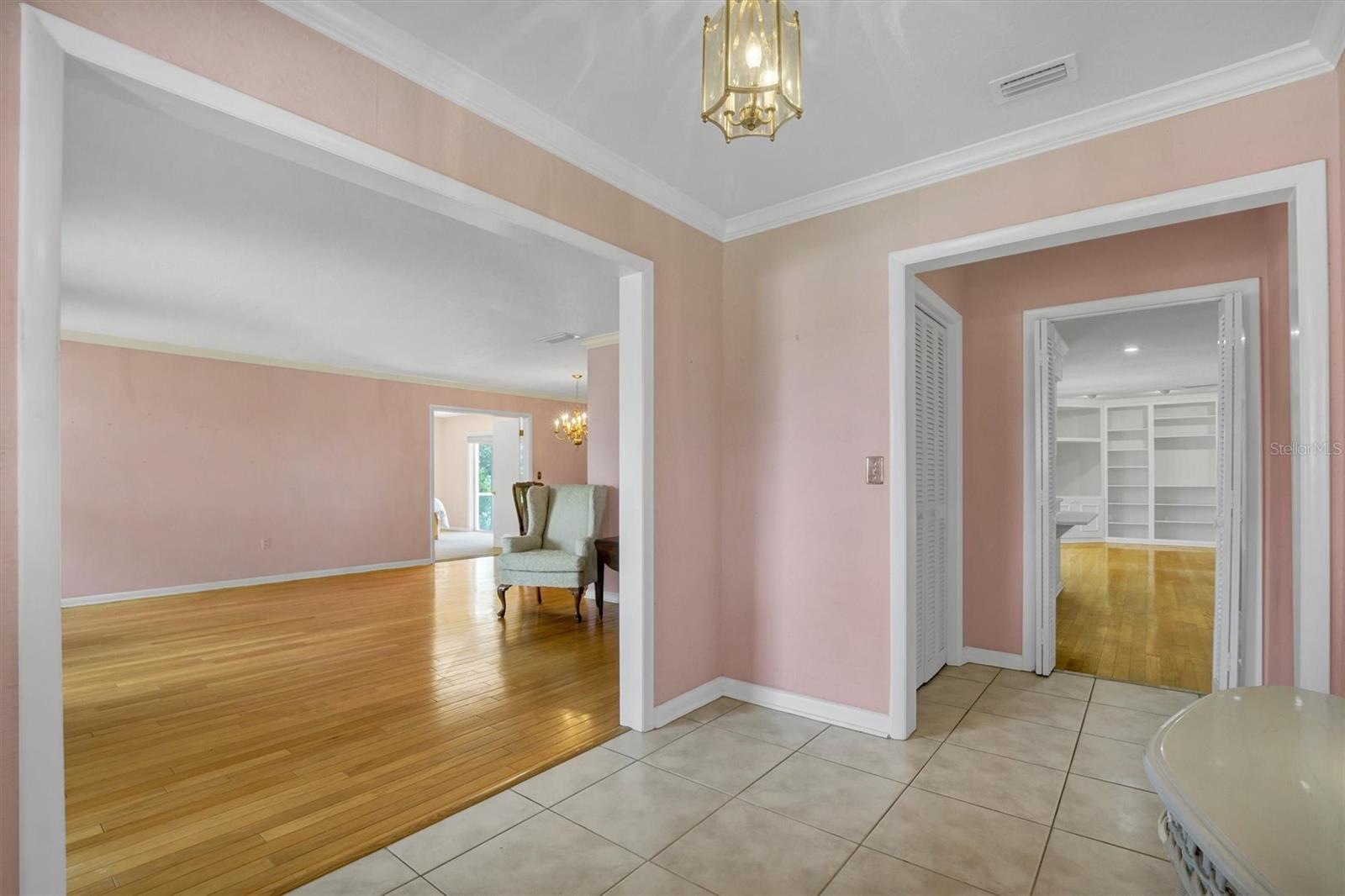 136 LAKE MARIAM ROAD SE