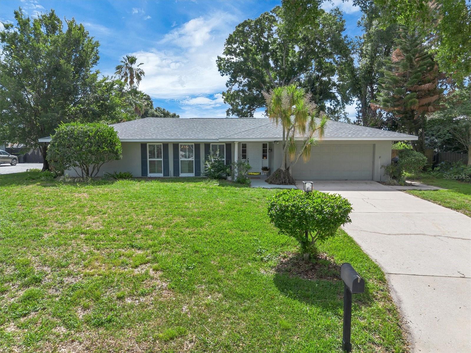 136 LAKE MARIAM ROAD SE