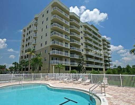 PROMENADE PH 01 - Residential Lease