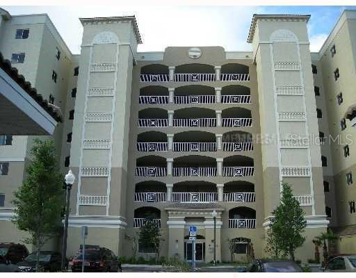 PROMENADE PH 01 - Residential Lease