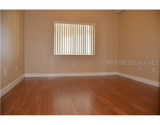 PROMENADE PH 01 - Residential Lease
