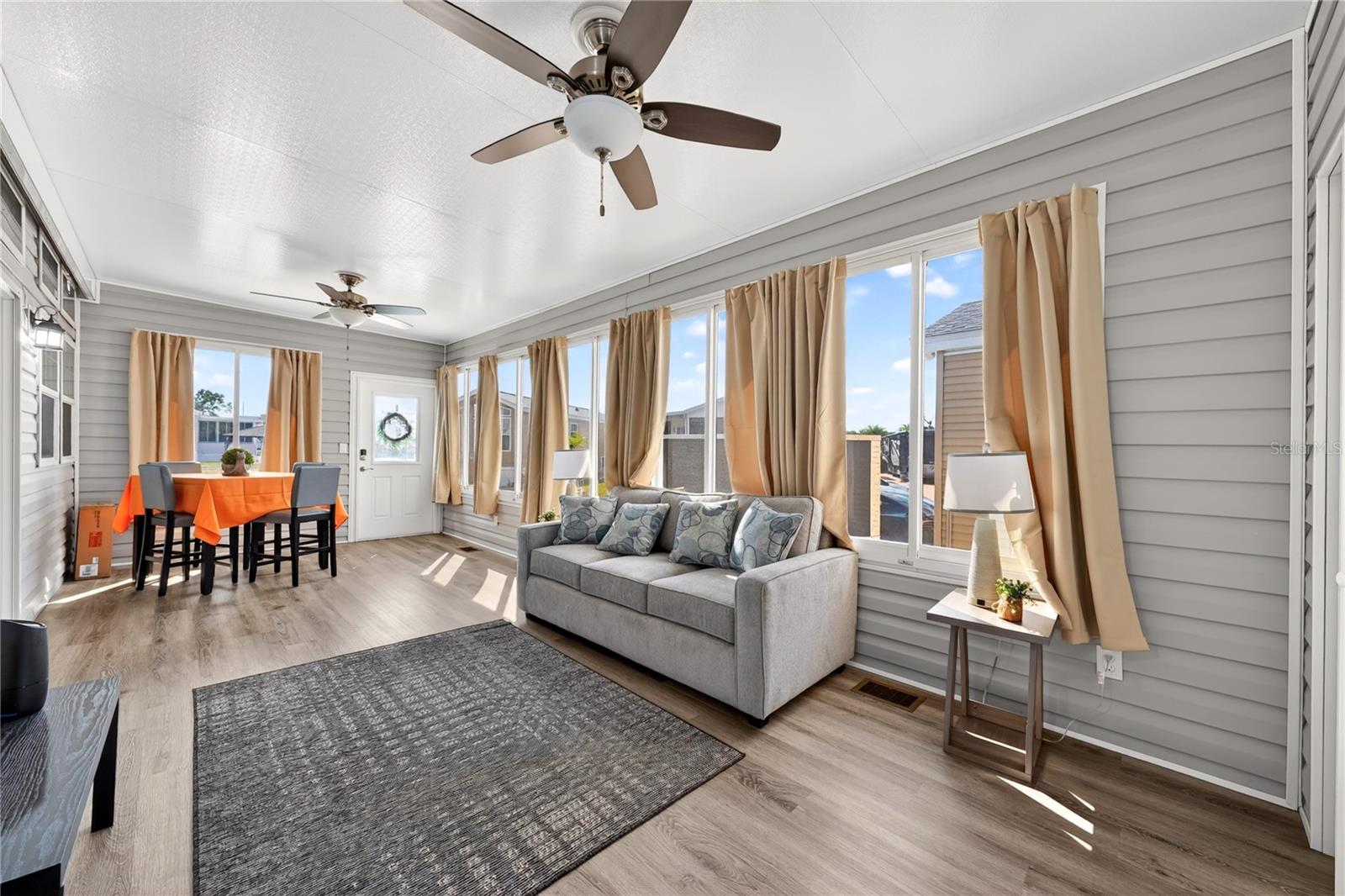 ELITE RESORTS AT CITRUS VALLEY CONDOMINIUM - Residential