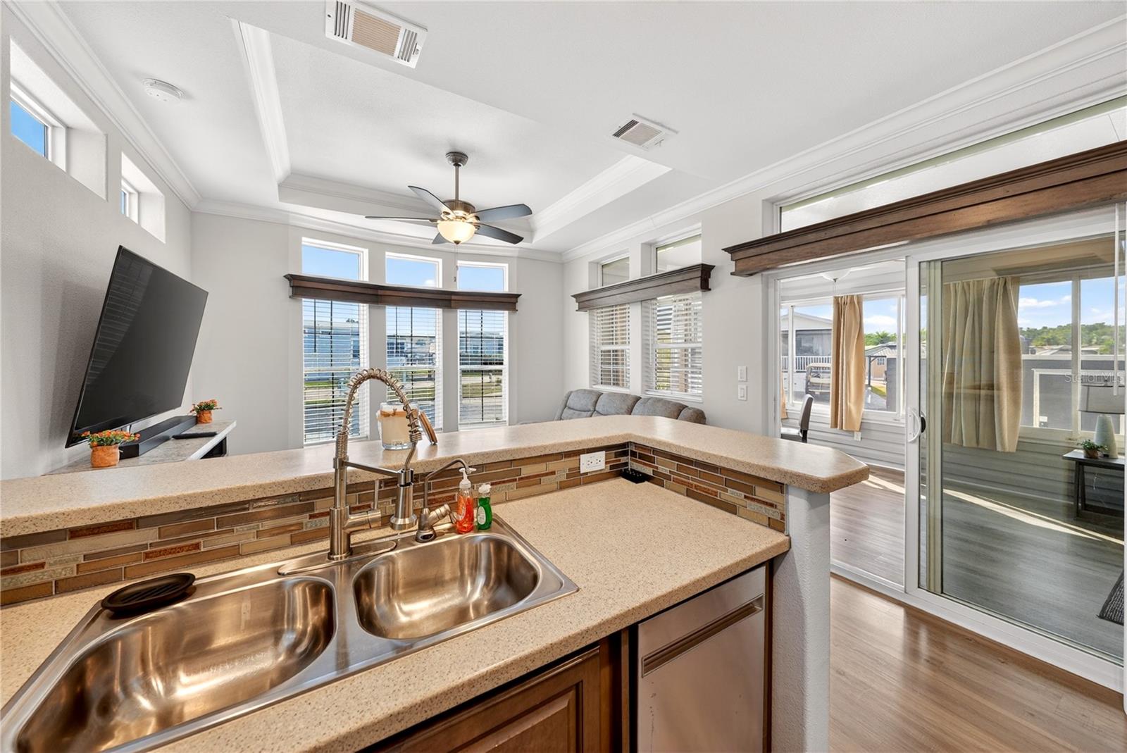 ELITE RESORTS AT CITRUS VALLEY CONDOMINIUM - Residential