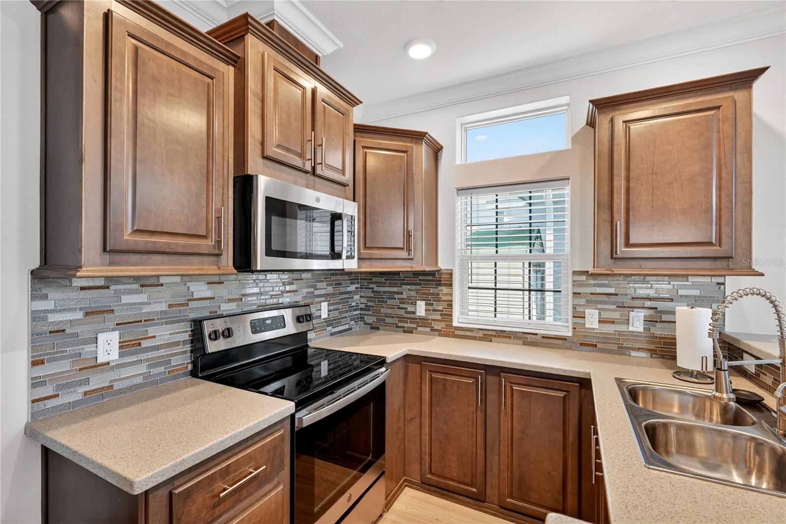 ELITE RESORTS AT CITRUS VALLEY CONDOMINIUM - Residential