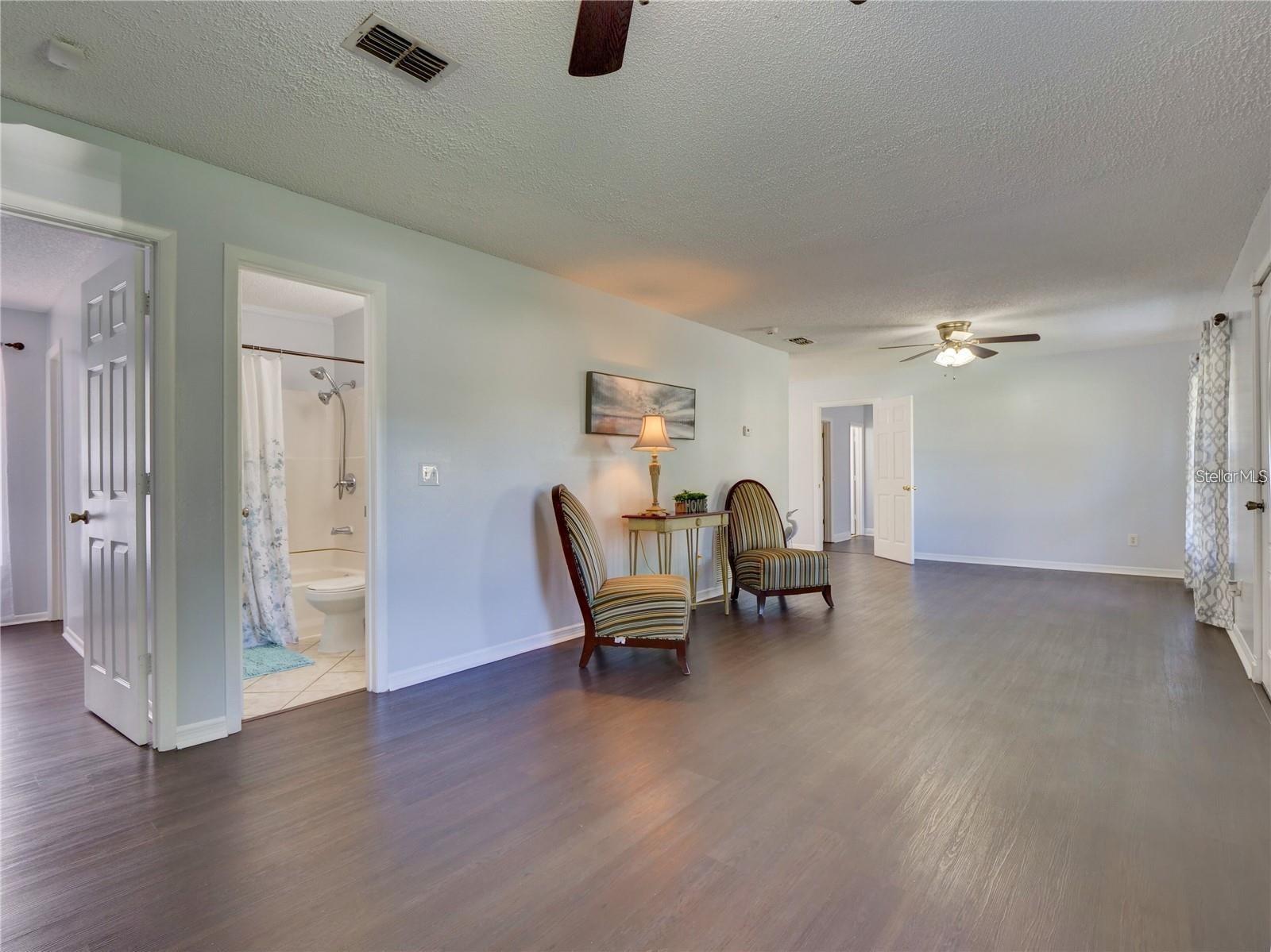 DELTONA LAKES UNIT 52 - Residential Lease