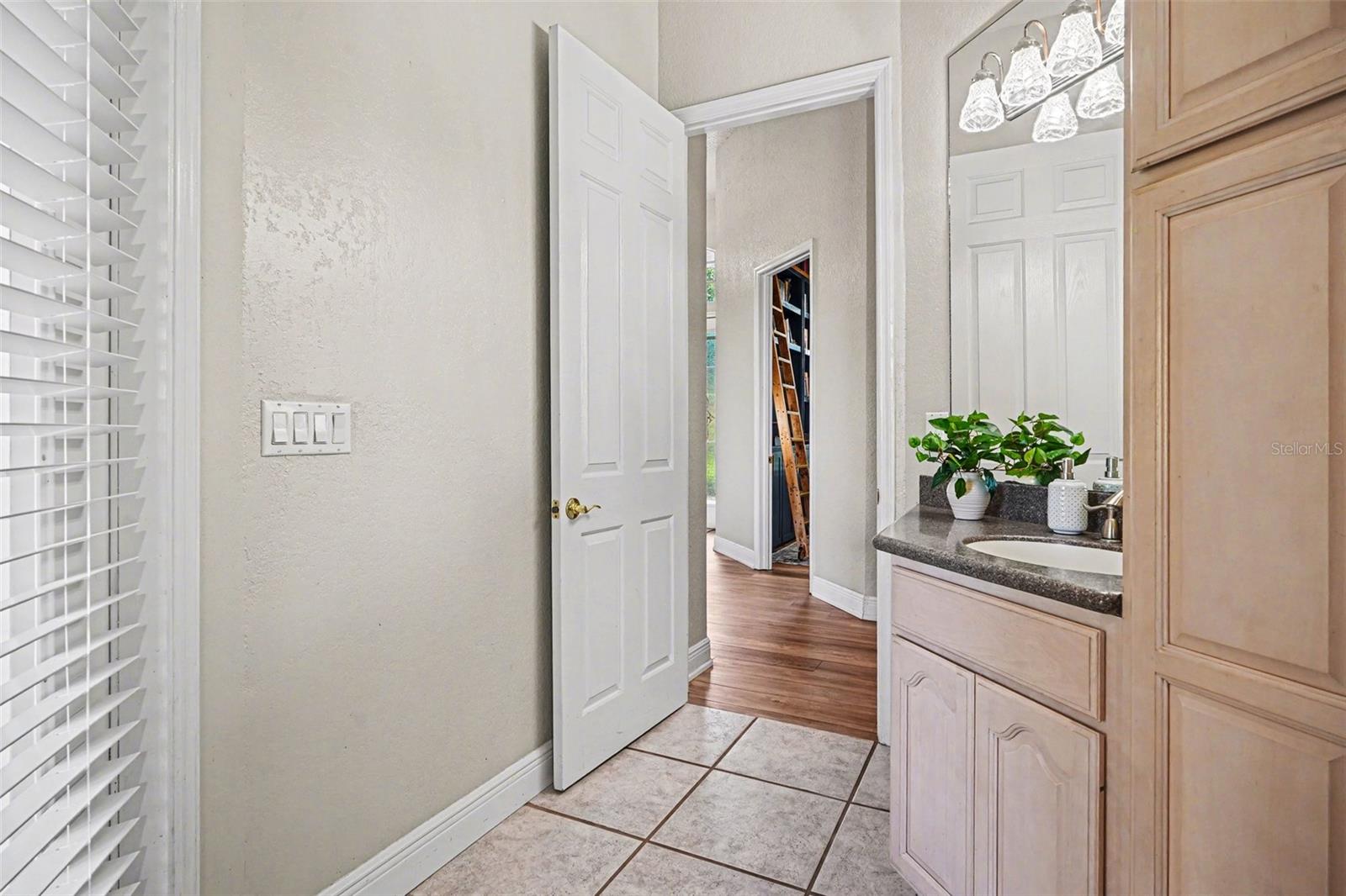 LAKEVIEW LANDINGS - Residential