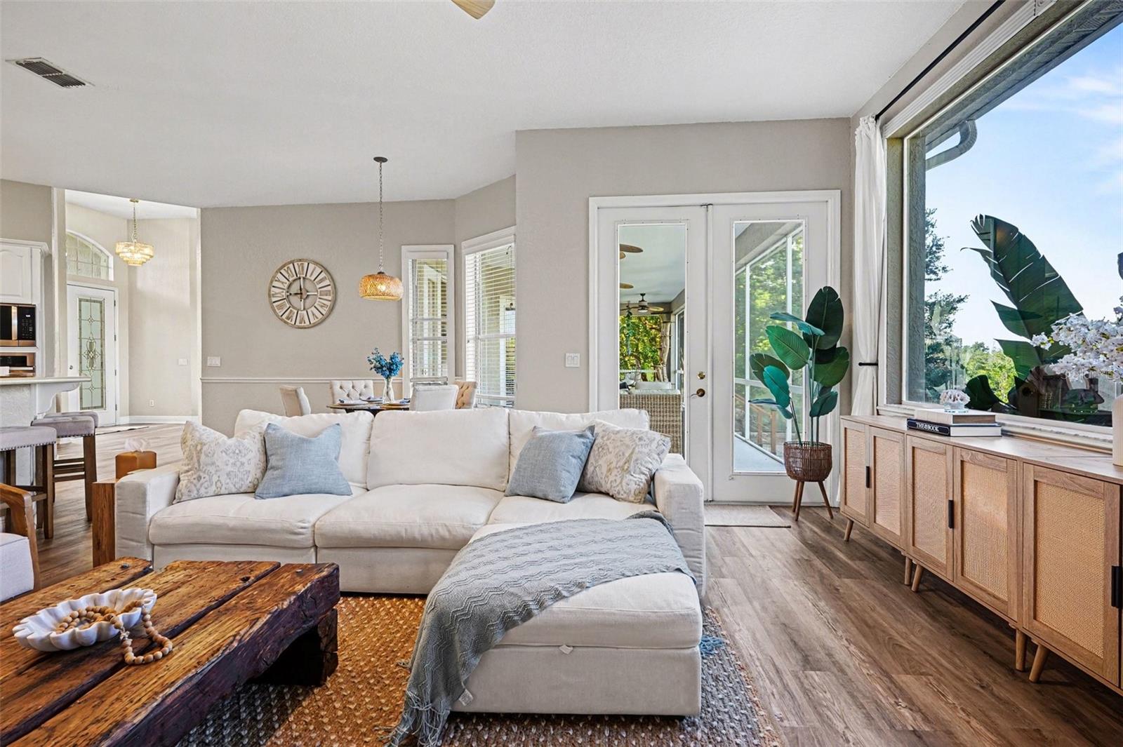 LAKEVIEW LANDINGS - Residential