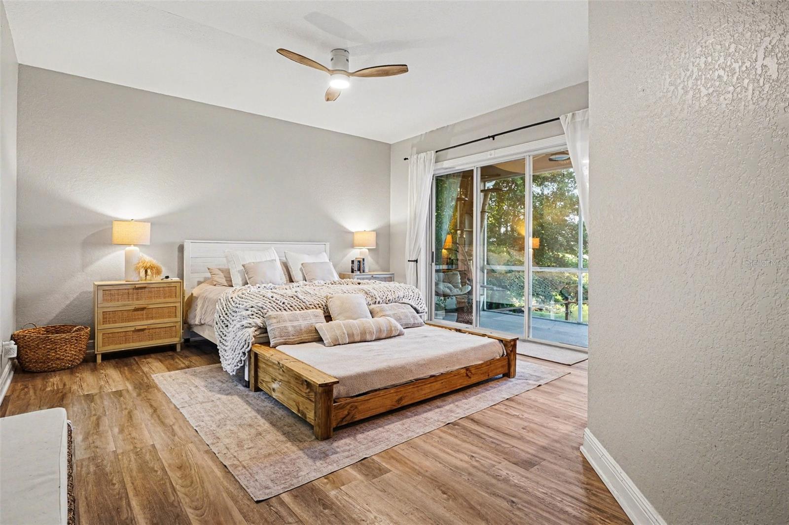 LAKEVIEW LANDINGS - Residential